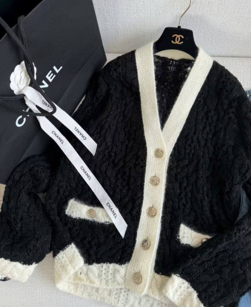 КАРДИГАН CHANEL 