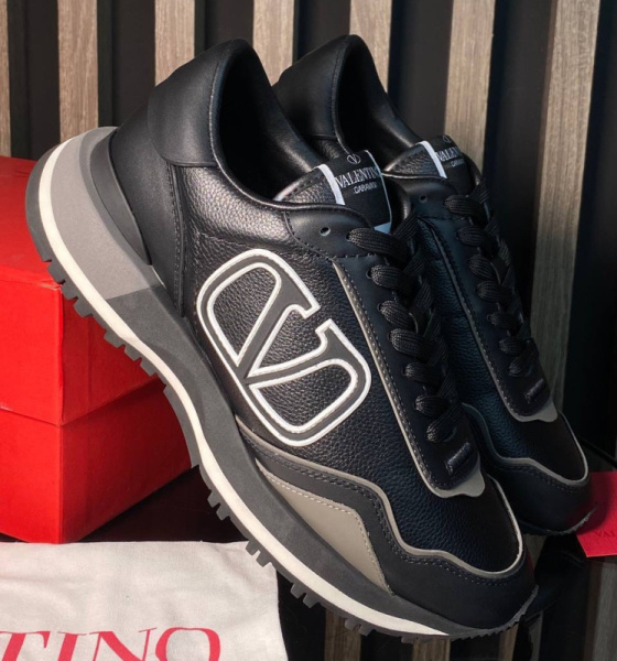 МУЖСКИЕ КРОССОВКИ VALENTINO 
