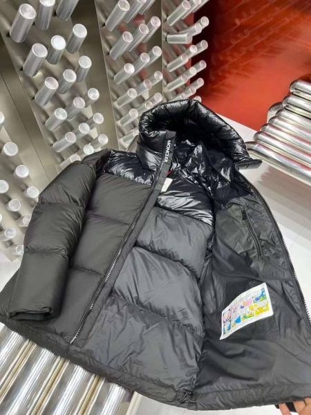 МУЖСКОЙ ПУХОВИК MONCLER  70623 фото анонса