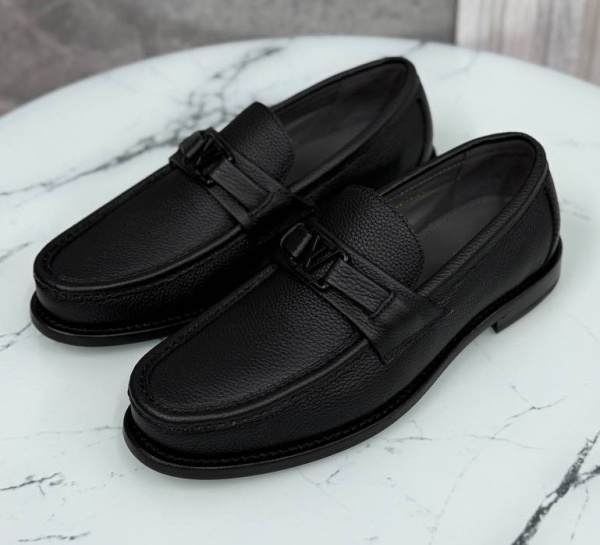 МУЖСКИЕ ЛОФЕРЫ LOUIS VUITTON 