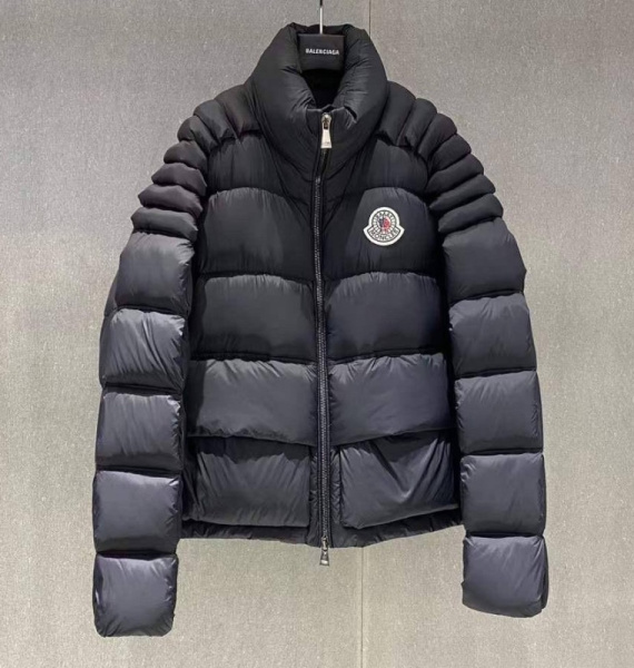 МУЖСКОЙ ПУХОВИК MONCLER 