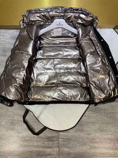 ПУХОВИК MONCLER 44372 фото анонса