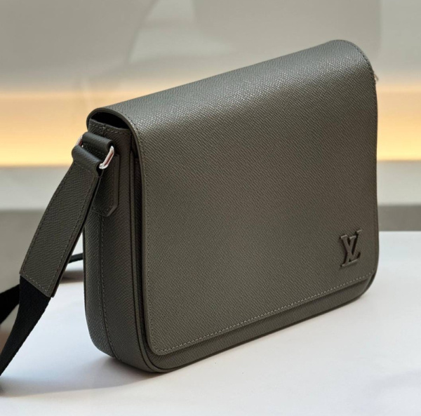 МУЖСКАЯ СУМКА МЕССЕНДЖЕР LOUIS VUITTON 