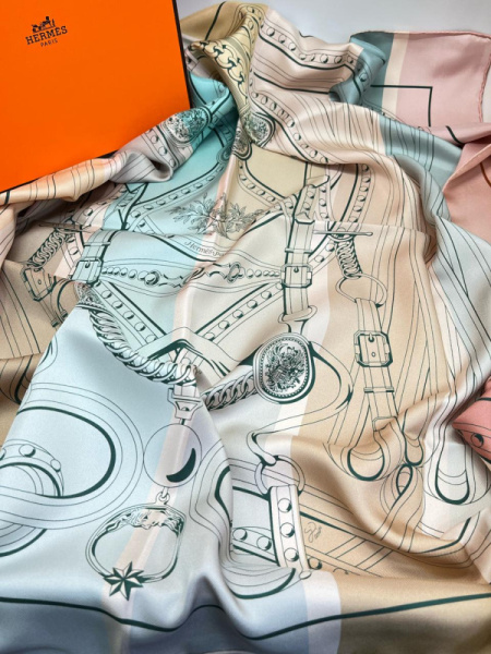 ПЛАТОК HERMES 