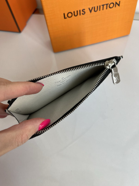 ВИЗИТНИЦА LOUIS VUITTON  67839 фото анонса