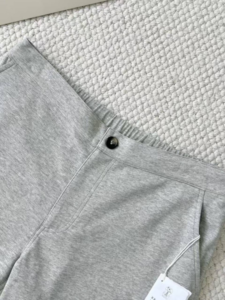 МУЖСКИЕ ШОРТЫ BRUNELLO CUCINELLI  73450 фото анонса