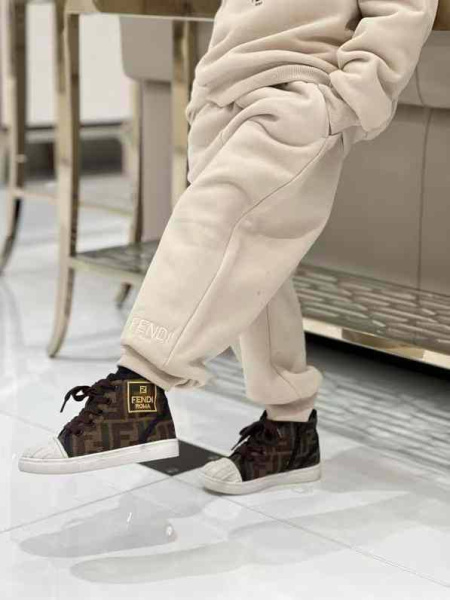 ДЕТСКИЙ КОСТЮМ FENDI 74691 фото анонса