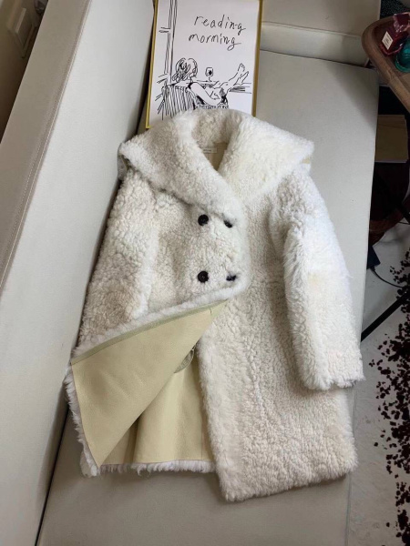 ДУБЛЕНКА CELINE  73100 фото анонса