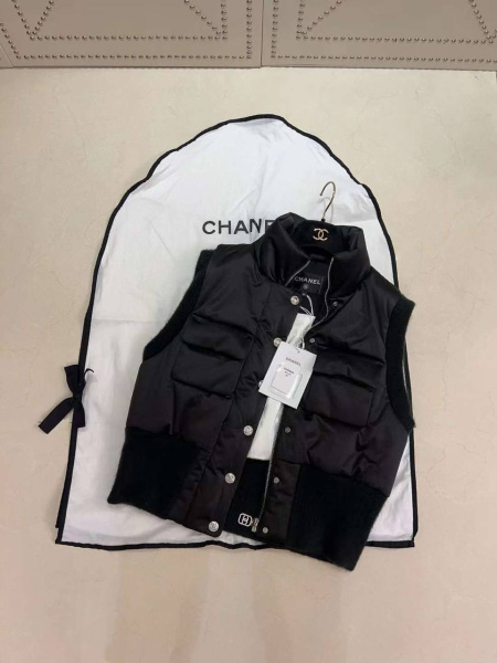 ЖИЛЕТ CHANEL 64263 фото анонса