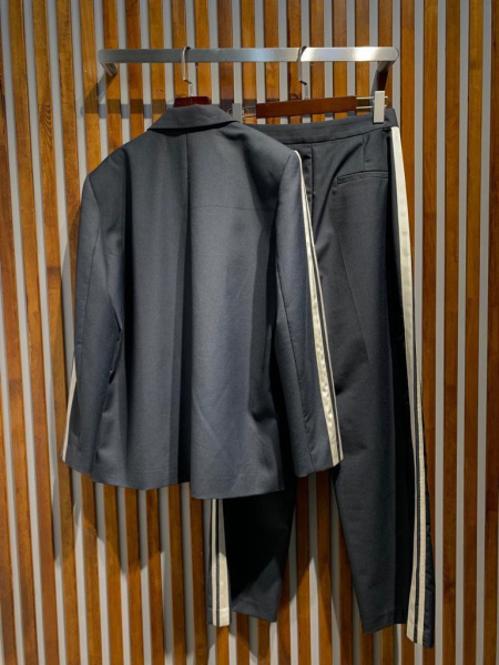 КОСТЮМ AMI  62166 фото анонса