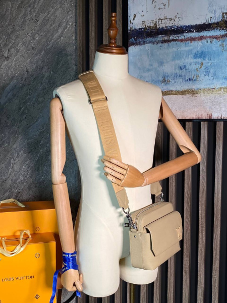 МУЖСКАЯ СУМКА МЕССЕНДЖЕР LOUIS VUITTON  72000 фото анонса